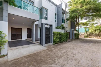 Trixie Town House 3 With Private Pool – Fotos 7